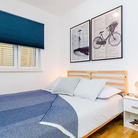 Appartamento Private Garden - Two-bedroom With Garden And Terrace