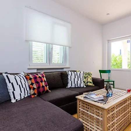 Private Garden - Two-bedroom With Garden And Terrace * Ντουμπρόβνικ
