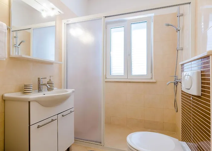 Διαμέρισμα Private Garden - Two-bedroom With Garden And Terrace Ντουμπρόβνικ